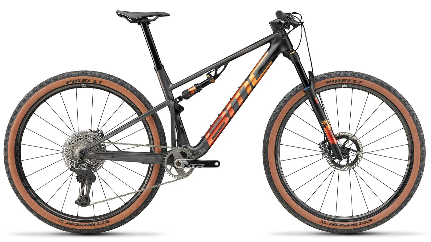 BMC Fourstroke XC-Fully bei Tri Shop Saar in Saarbrücken