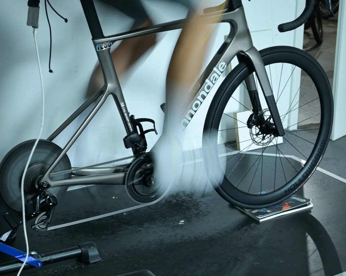 Bikefitting auf der Rolle bei Tri Shop Saar