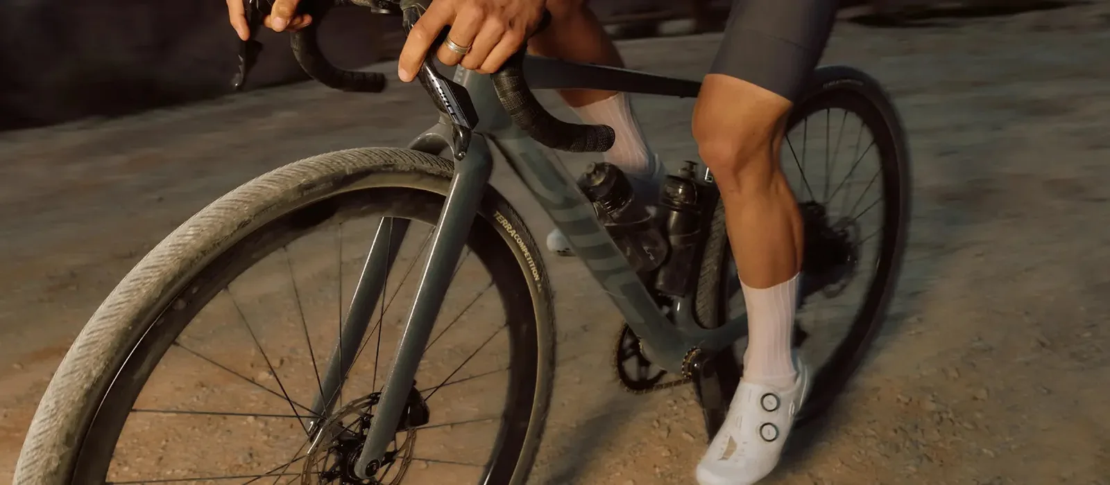 BMC Kaius Gravelbike in voller Fahrt